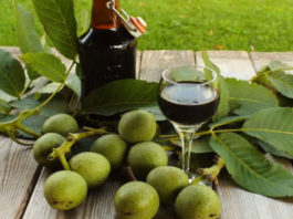8 простых рецептов лечения грецкими орехами
