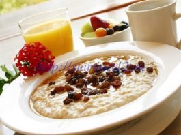 Варианты полезных завтраков для худеющих — вам это понравится!