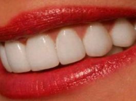 Даже стоматолог был удивлён результатами от этого натурального отбеливателя